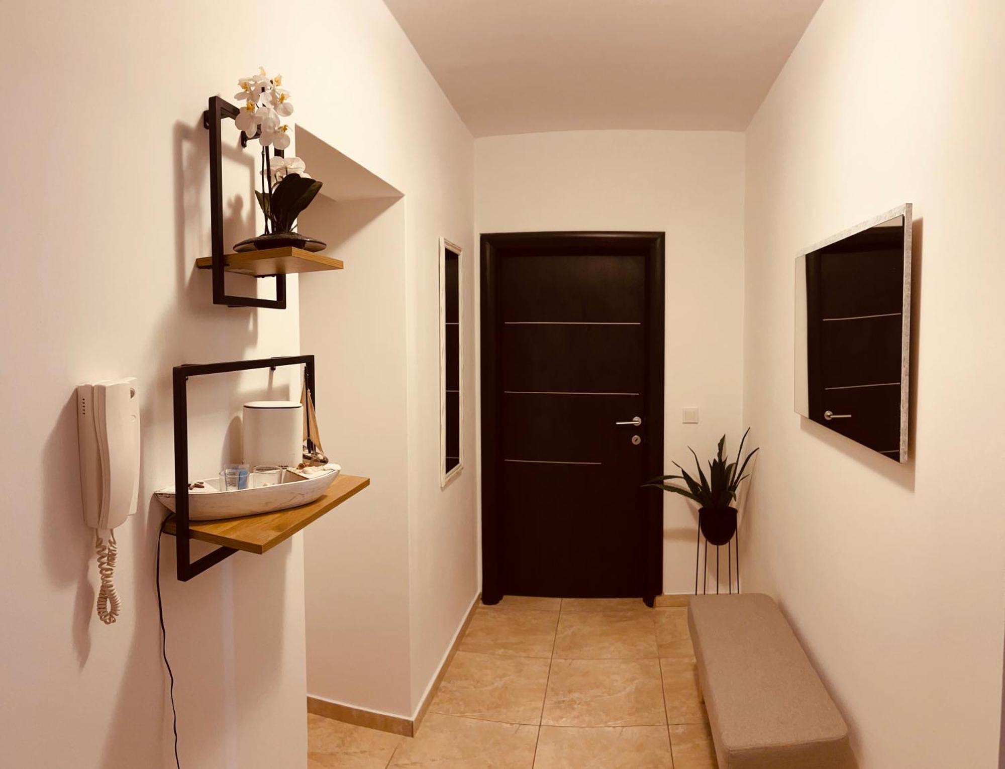 Apartment Karlo نوفاليا المظهر الخارجي الصورة